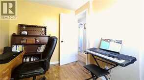 25 TIMBERLANE Crescent | Kitchener Ontario | Slide Image Fifteen