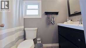25 TIMBERLANE Crescent | Kitchener Ontario | Slide Image Eighteen