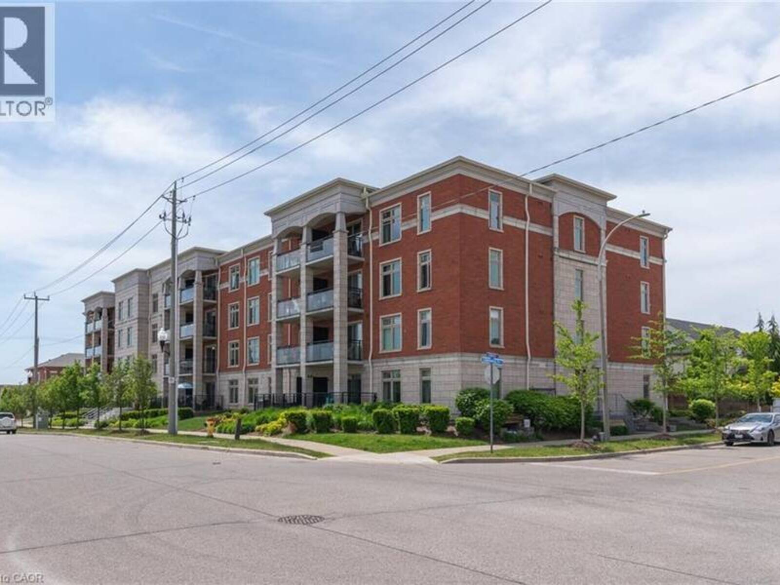 155 COMMONWEALTH Street Unit# 205, Kitchener, Ontario N2E 0G5