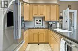 12 WENEIL Drive | Hamilton Ontario | Slide Image Thirteen