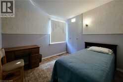 286 MOHAWK Road W | Hamilton Ontario | Slide Image Seventeen