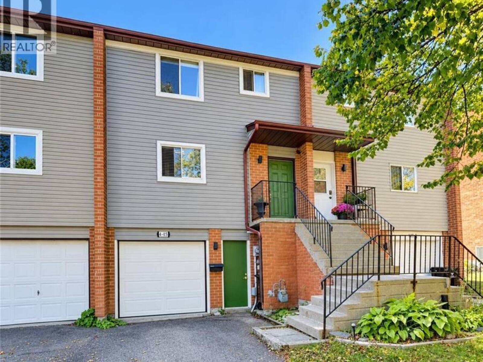415 BAIRSTOW Crescent Unit# 4, Waterloo, Ontario N2K 2H7