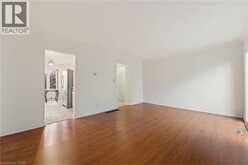 2324 MIDDLESMOOR Crescent | Burlington Ontario | Slide Image Twelve