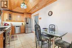 2432 CYPRUS Avenue | Burlington Ontario | Slide Image Thirteen