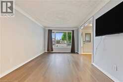 8 VALANNA Court | Hamilton Ontario | Slide Image Eight