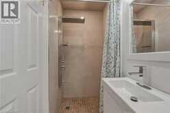 144 BENZIGER Lane | Hamilton Ontario | Slide Image Forty-three