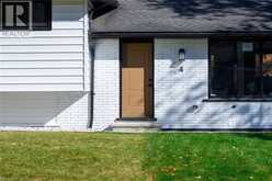 4 BERMUDA Court | Hamilton Ontario | Slide Image Three