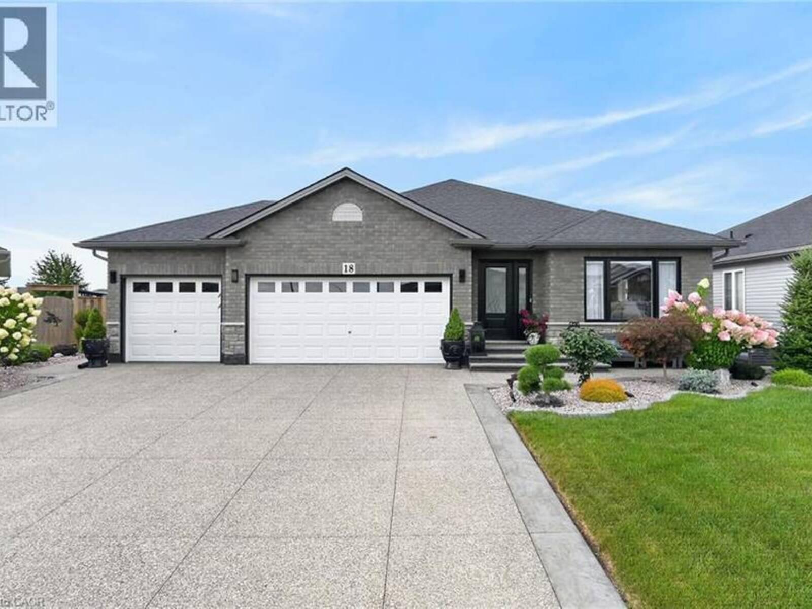 18 LINDA Crescent, Hagersville, Ontario N0A 1H0