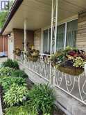 176 KIMBERLY Drive | Hamilton Ontario | Slide Image Four
