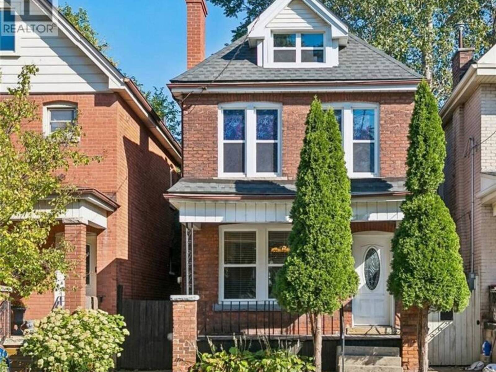 36 HOLTON Avenue N, Hamilton, Ontario L8L 6H4