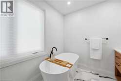 869 CONDOR Drive | Burlington Ontario | Slide Image Twenty-one