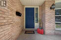 51 CAYLEY Court | Kitchener Ontario | Slide Image Three