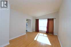 5 RONALDSHAY Avenue | Hamilton Ontario | Slide Image Eight