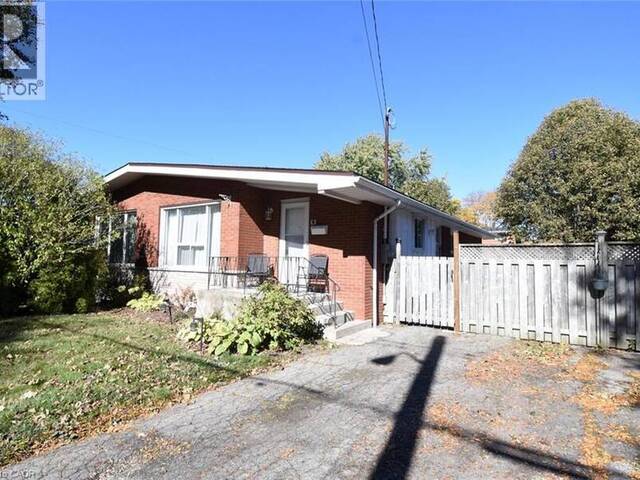 5 RONALDSHAY Avenue Hamilton Ontario, L9A 3B2 - 3 Bedrooms Home For Sale