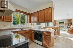 57 TRAILVIEW Drive | Kitchener Ontario | Slide Image Thirteen