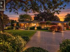 12 BAKER Road N Grimsby Ontario, L3M 2W7