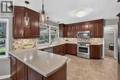 12 BAKER Road N | Grimsby Ontario | Slide Image Twelve