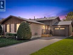 43 LEWIS Crescent Kitchener Ontario, N2A 2T7