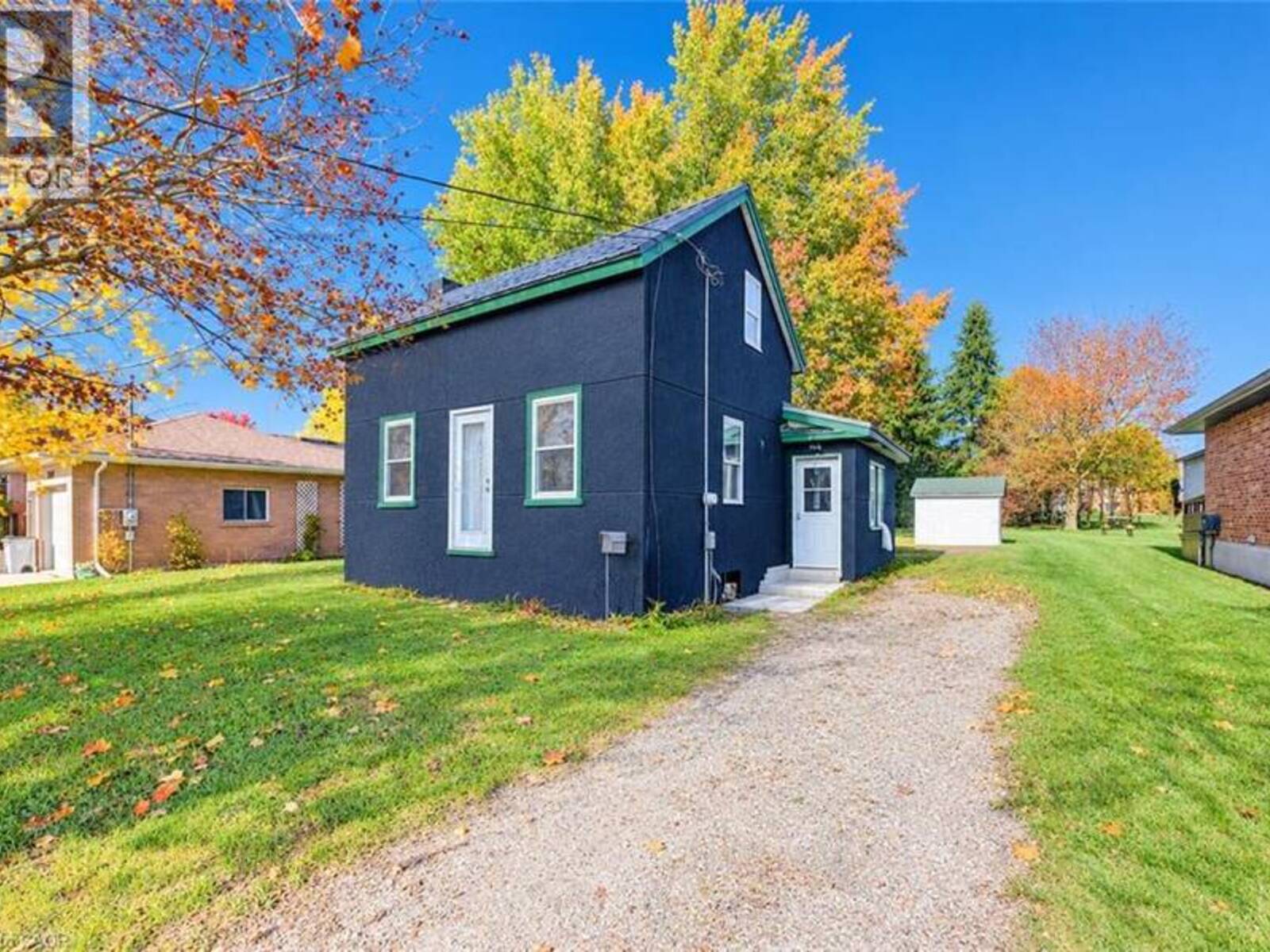 745 BINNING Street W, Listowel, Ontario N4W 1H3