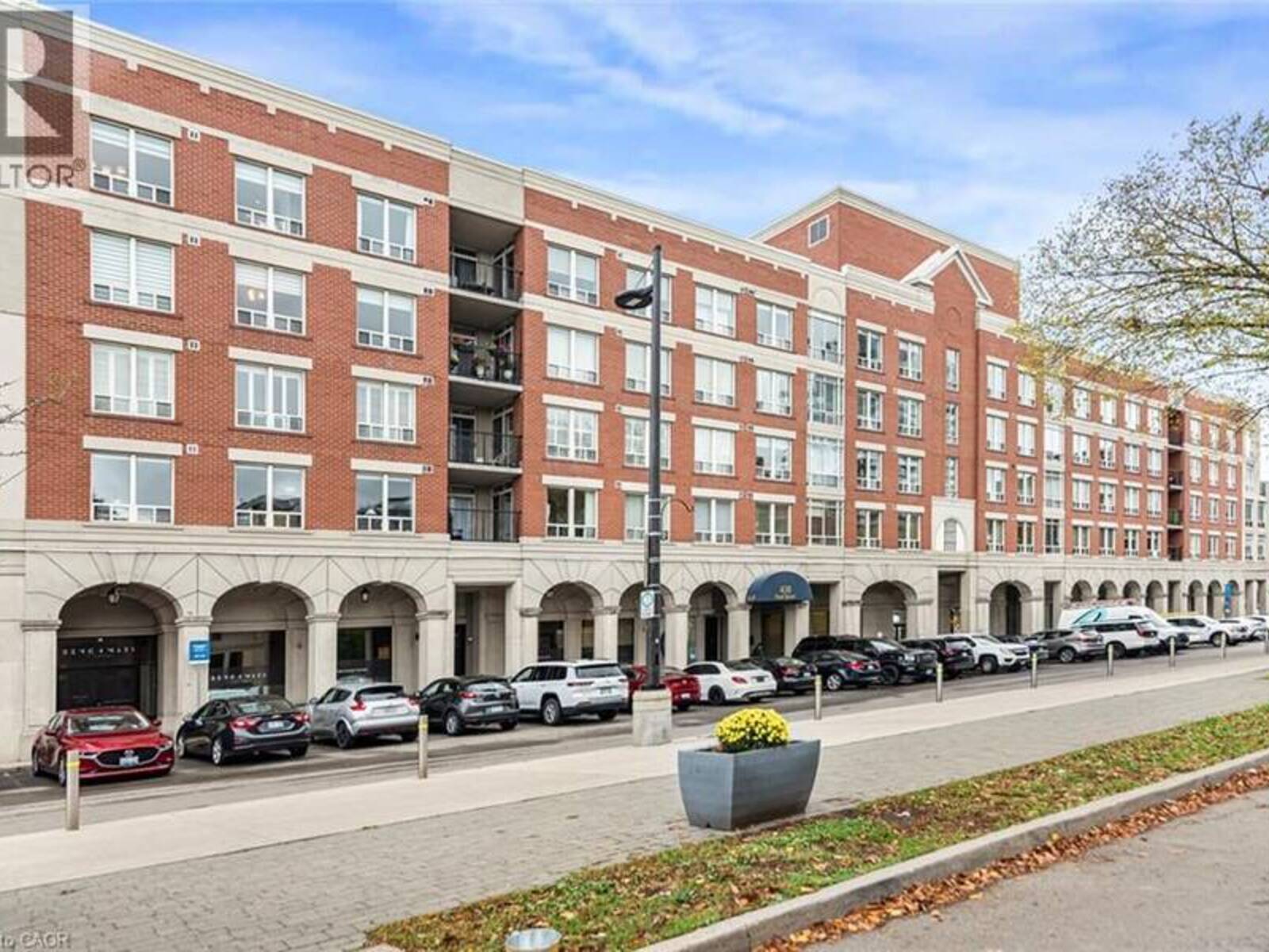 430 PEARL Street Unit# 403, Burlington, Ontario L7R 4J8