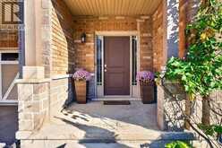 9 BLOOM Crescent | Binbrook Ontario | Slide Image Thirteen