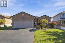 27 COSTAIN Court | Kitchener Ontario | Slide Image Three