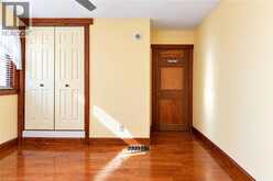 28 SHADYSIDE Avenue | Hamilton Ontario | Slide Image Sixteen