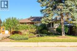 6 SANDRINGHAM Avenue | Hamilton Ontario | Slide Image Eight