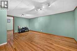 6 SANDRINGHAM Avenue | Hamilton Ontario | Slide Image Forty
