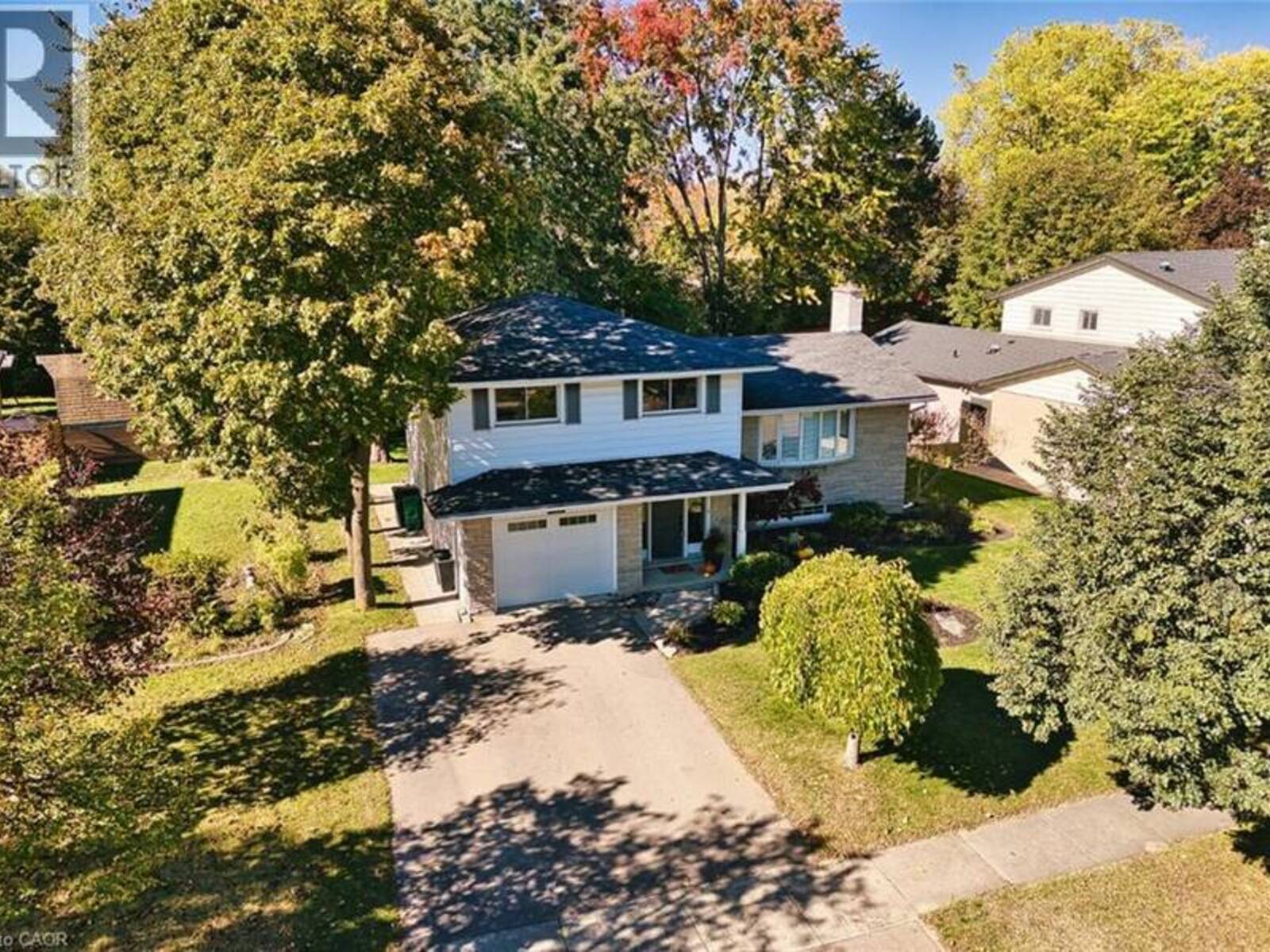 127 MIDLAND Drive, Kitchener, Ontario N2A 2A9
