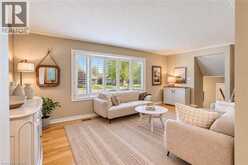 127 MIDLAND Drive | Kitchener Ontario | Slide Image Fifteen