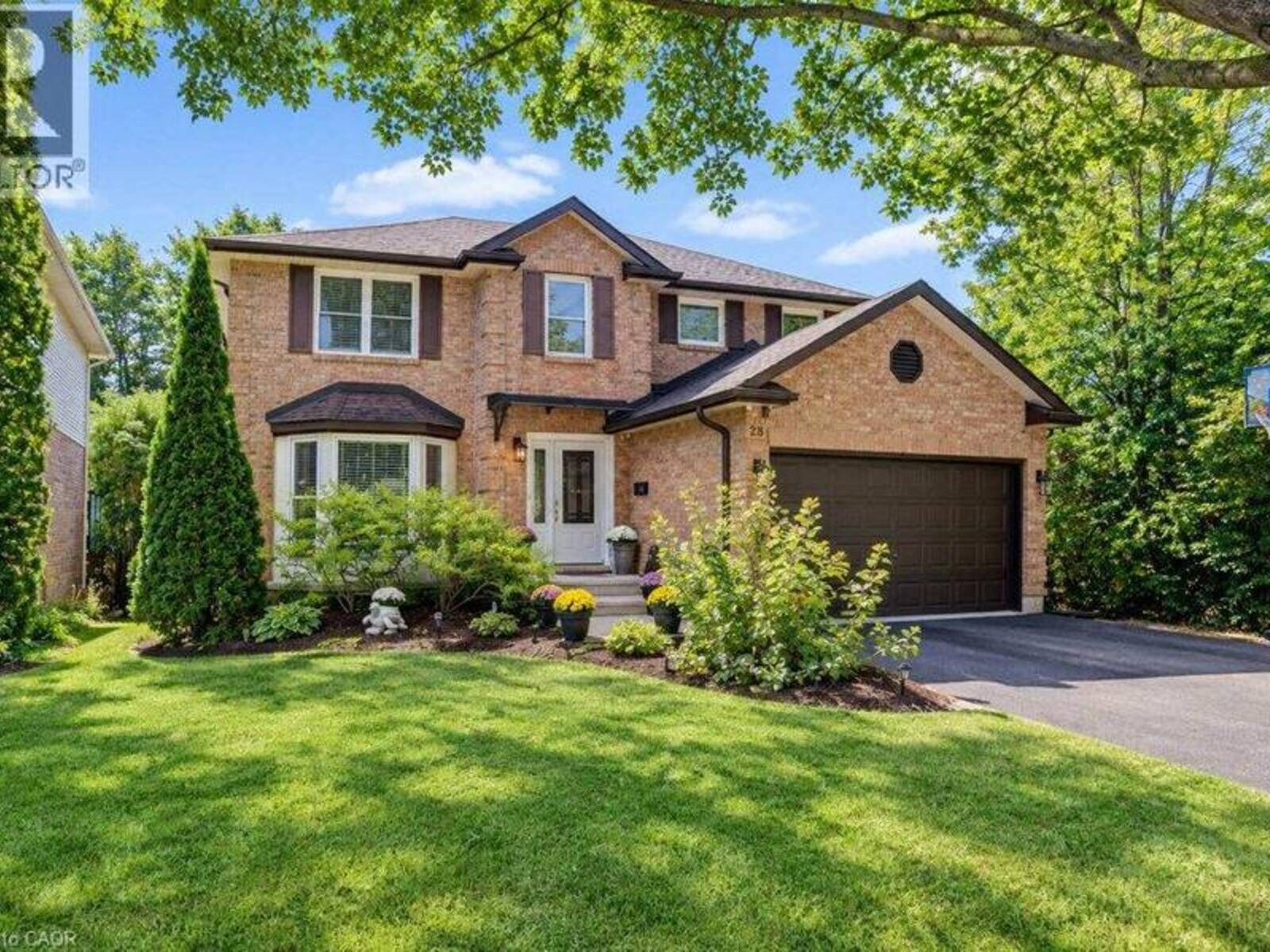 28 BRIDLEWOOD Drive, Guelph, Ontario N1G 4B2