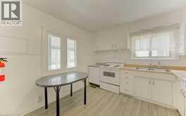 8 MARSHALL Street | Waterloo Ontario | Slide Image Twelve