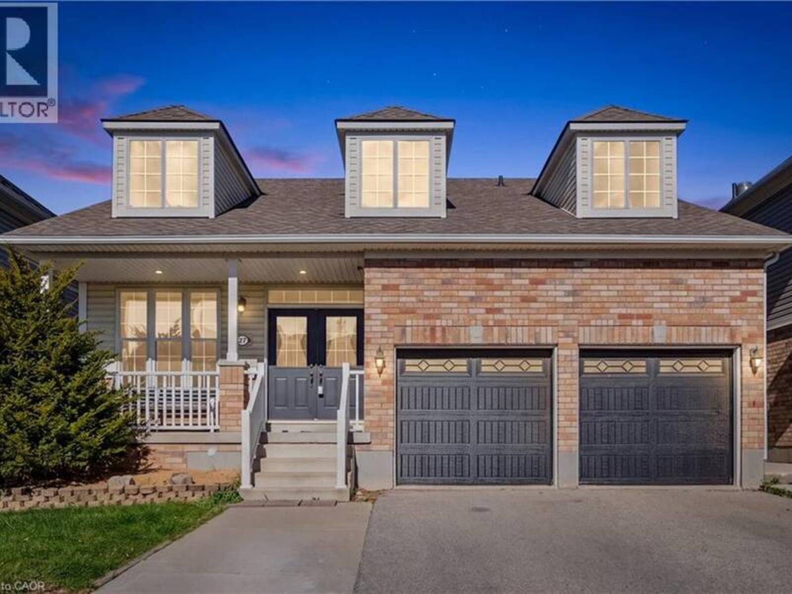 27 TRILLER Avenue, Cambridge, Ontario N1P 1J9