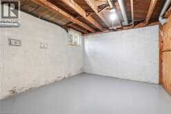 2117 MAPLEWOOD Drive | Burlington Ontario | Slide Image Thirty
