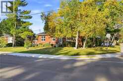 2117 MAPLEWOOD Drive | Burlington Ontario | Slide Image Two