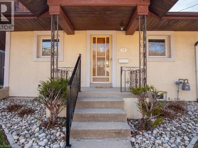91 PEARL Street N Hamilton Ontario, L8R 2Z2 - 3 Bedrooms Home For Sale