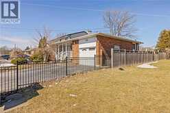 490 QUEEN VICTORIA Drive | Hamilton Ontario | Slide Image One