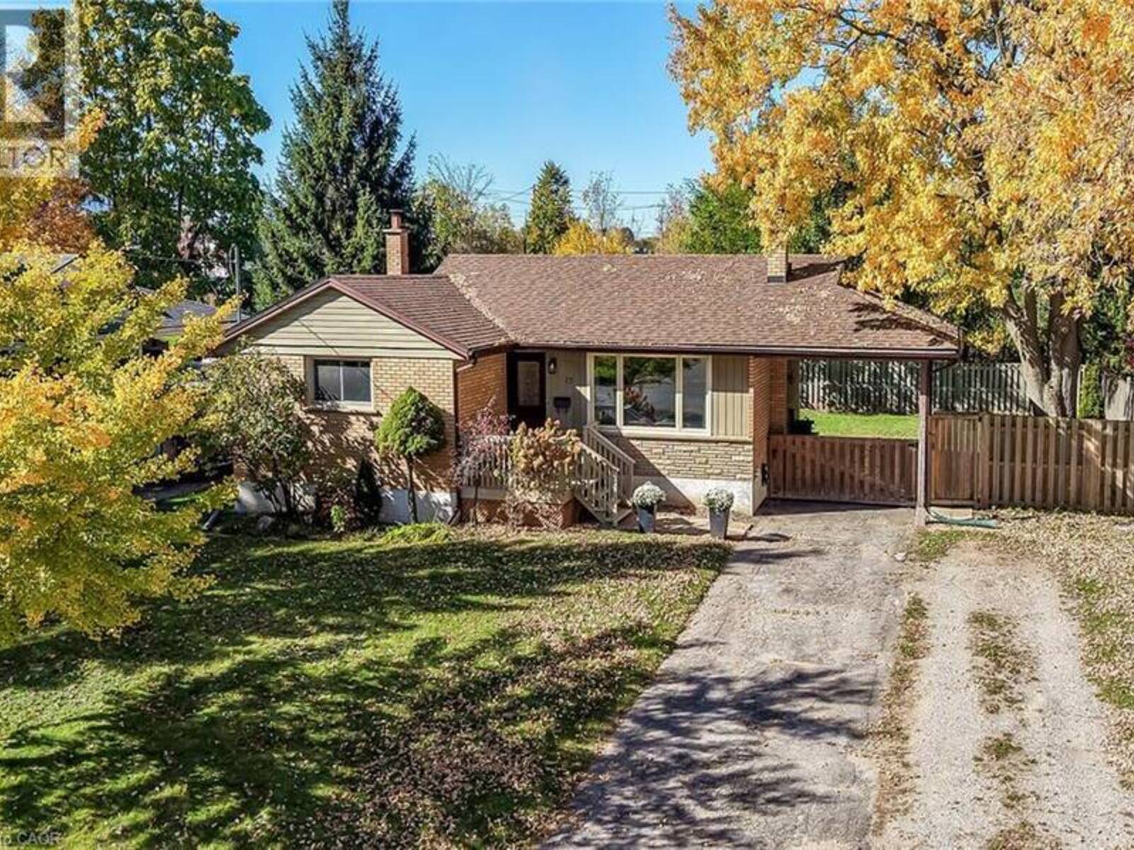 17 TRANQUILITY Street, Brantford, Ontario N3R 3H6
