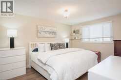 45 NISKA Drive | Waterdown Ontario | Slide Image Seventeen