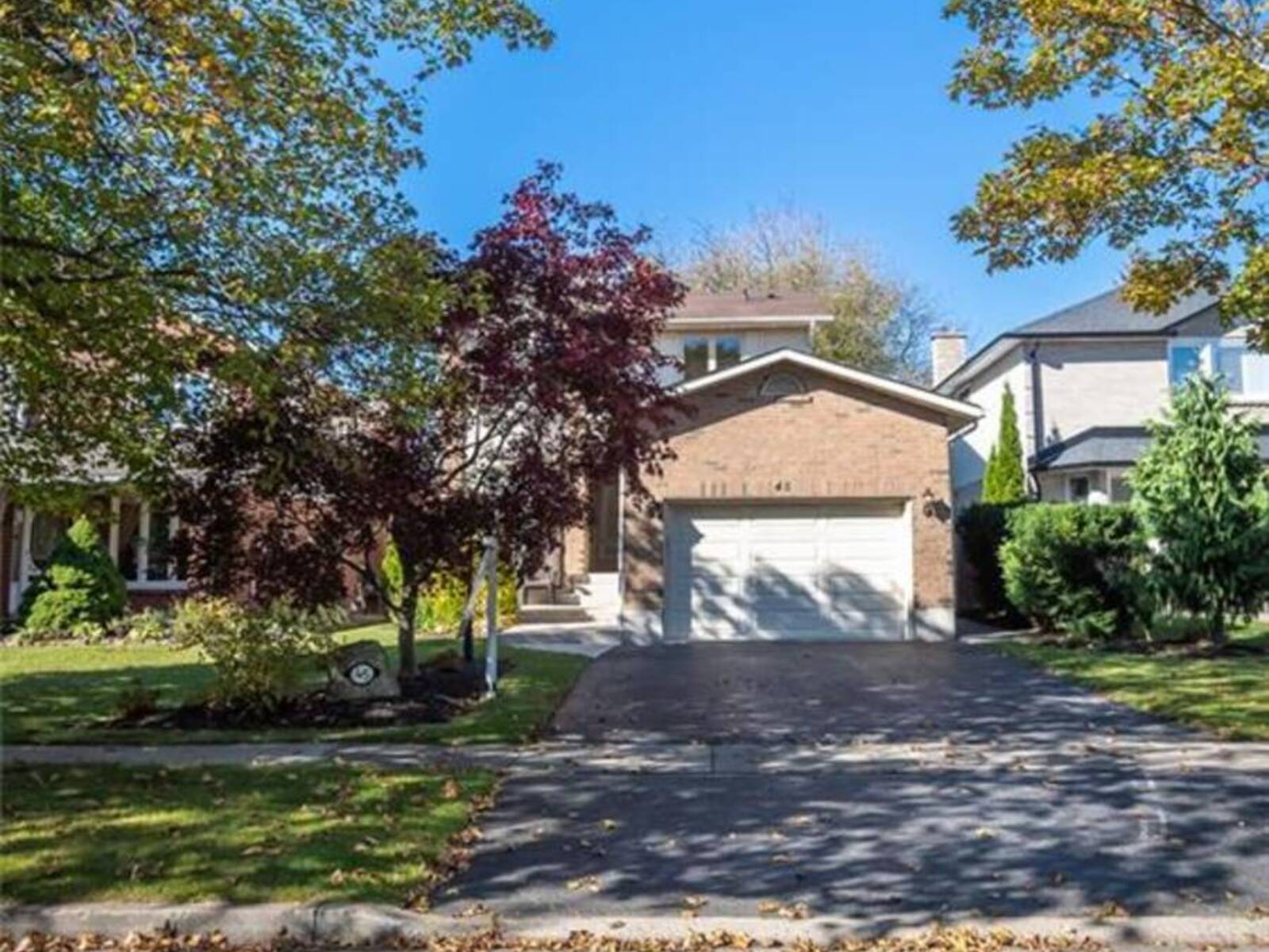 45 NISKA Drive, Waterdown, Ontario L8B 0B5