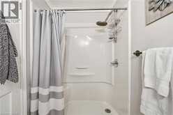 2101 EDINBURGH Drive | Burlington Ontario | Slide Image Nineteen
