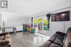 171 SIMS ESTATE Drive | Kitchener Ontario | Slide Image Nine