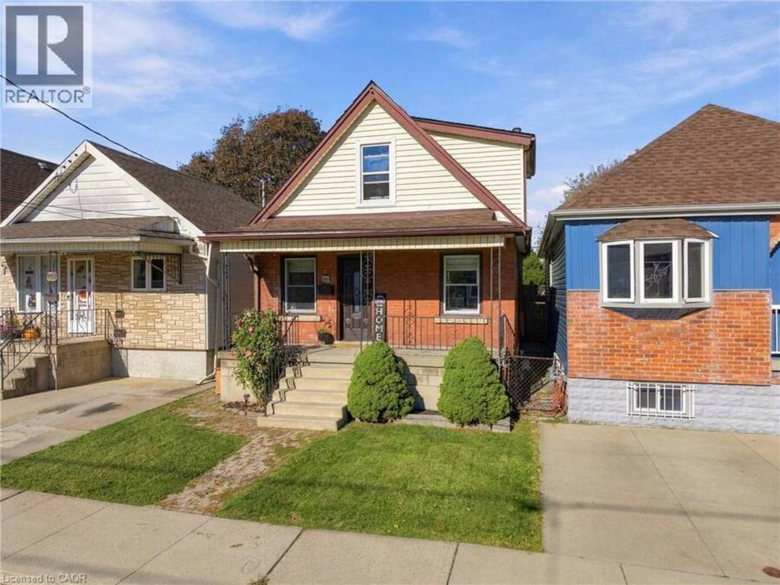 153 ALBANY Avenue, Hamilton, Ontario L8H 2H7