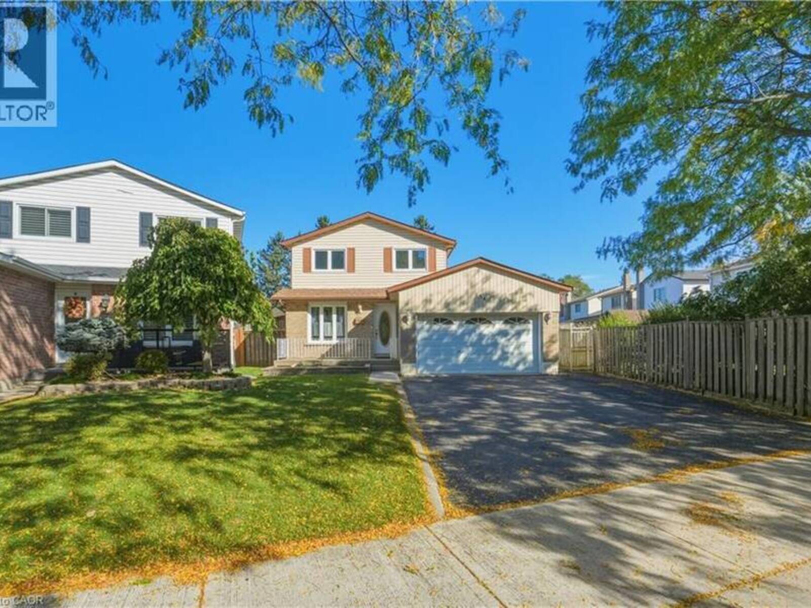 154 MEMORIAL Avenue, Hamilton, Ontario L8G 4C7
