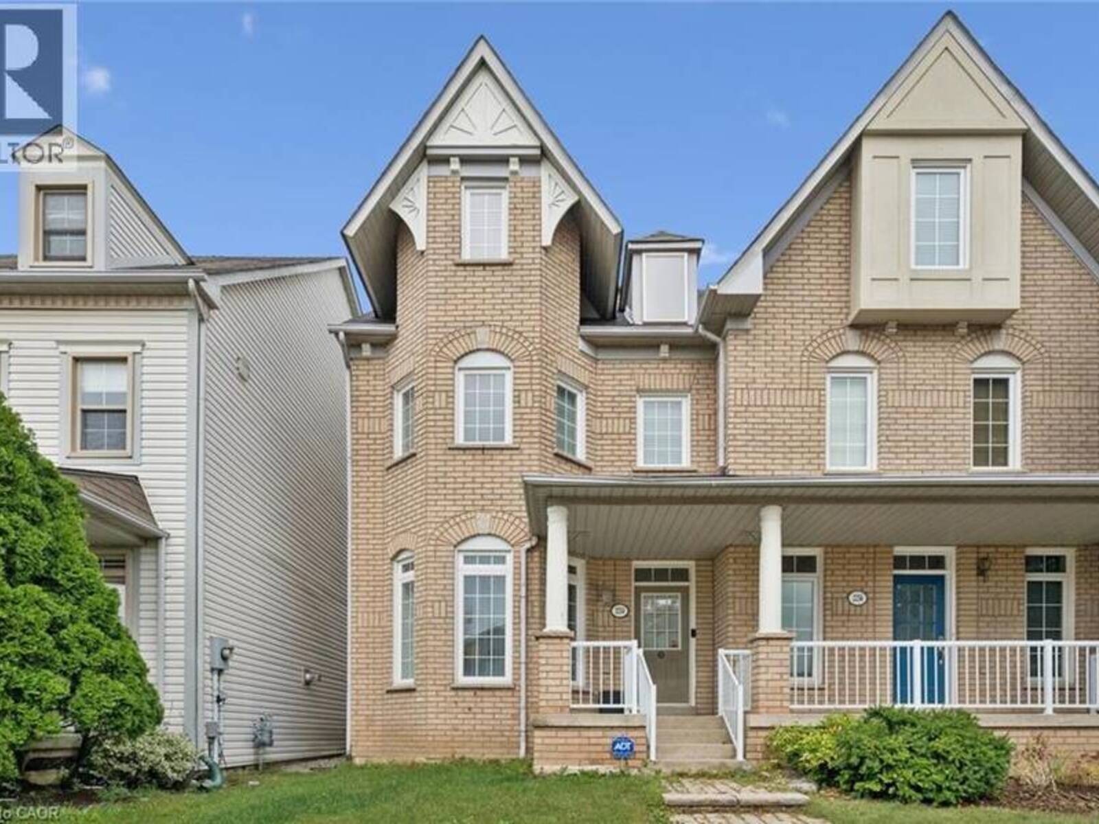 2254 NORFOLK Drive, Oakville, Ontario L6H 6H5