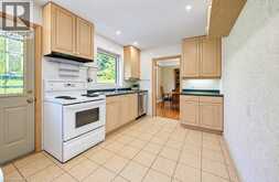 3143 SOUTH Drive | Burlington Ontario | Slide Image Eight