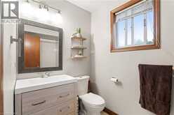 98 WALLACE Drive | Cambridge Ontario | Slide Image Sixteen