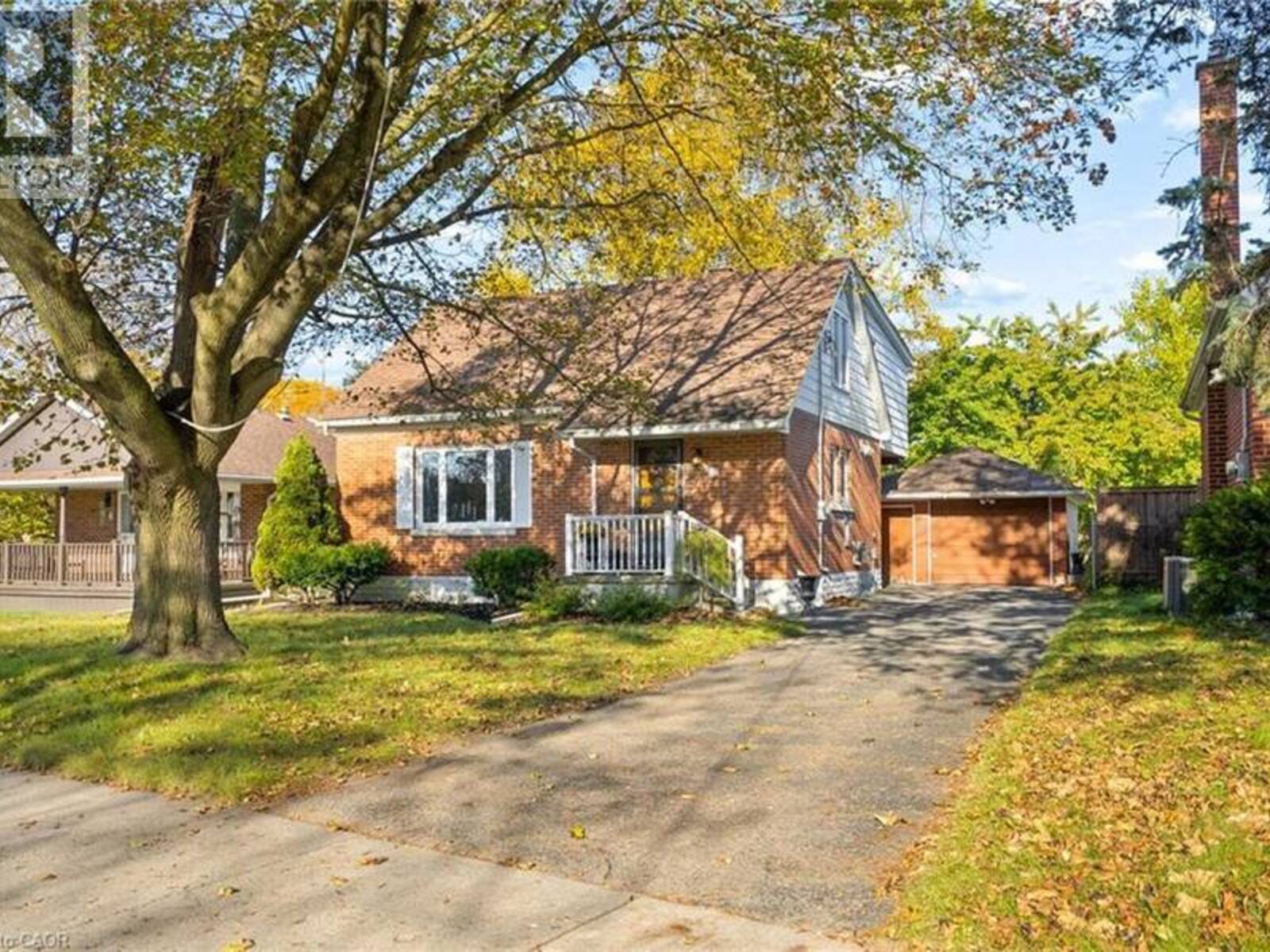 12 LAYTON Street, Kitchener, Ontario N2B 1H2