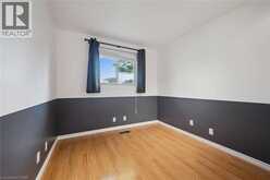 86 LOWER CANADA Crescent | Kitchener Ontario | Slide Image Nineteen